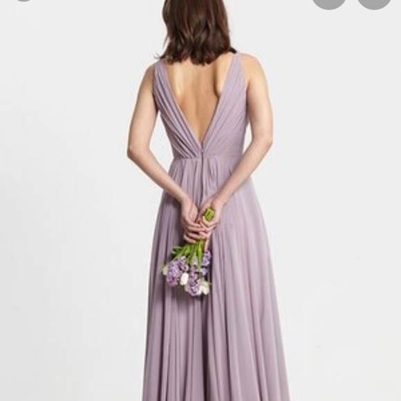 Gown - Picture 5 of 5